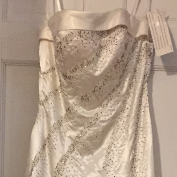 JE Matadi - Picture 2 of 5